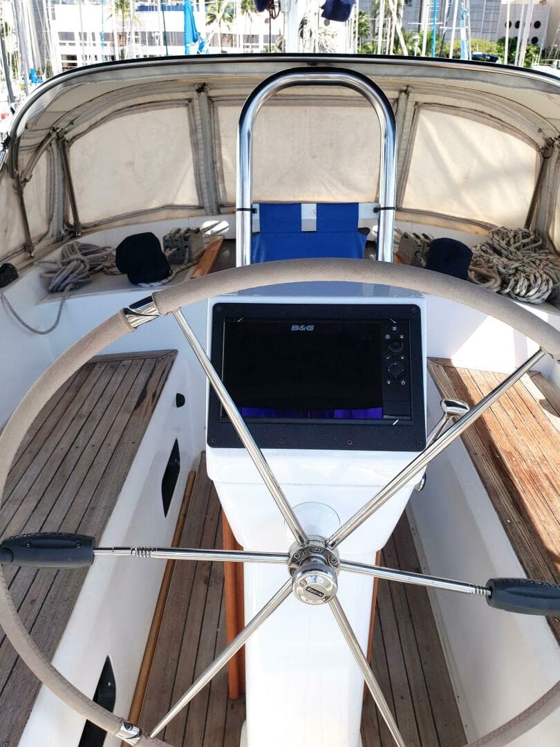 1998 Tayana 48 Center Cockpit