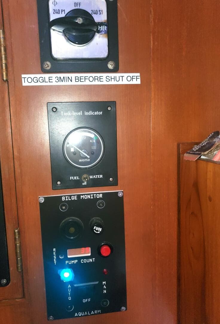 1998 Tayana 48 Center Cockpit