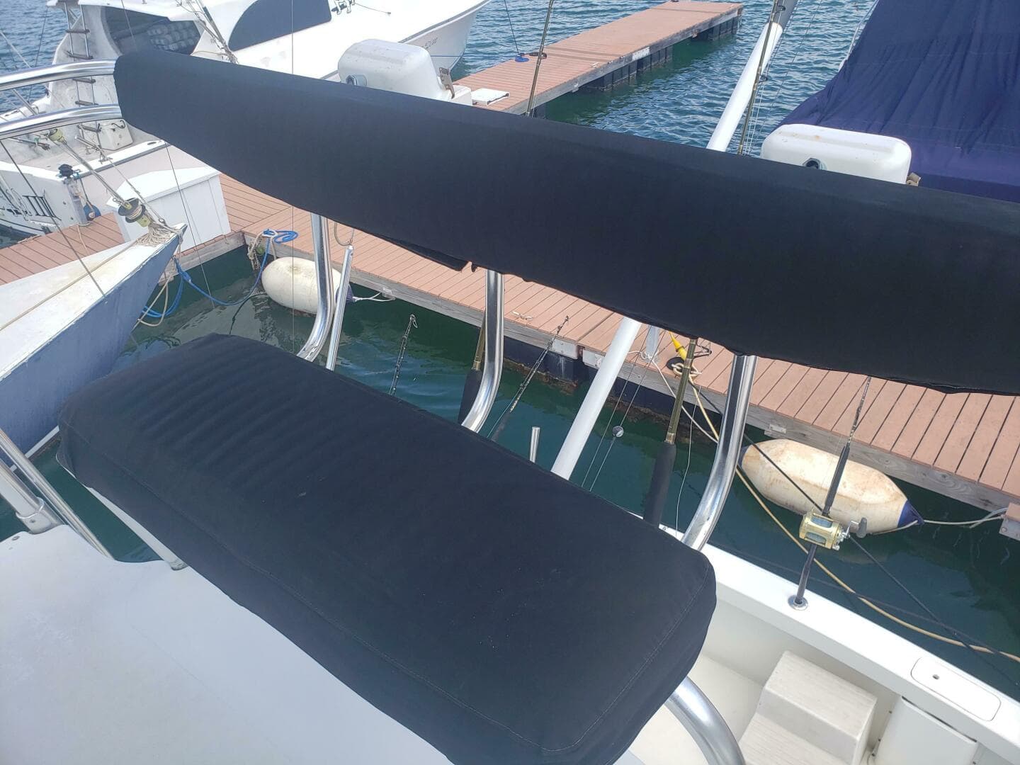 1999 Cabo Express Cruiser