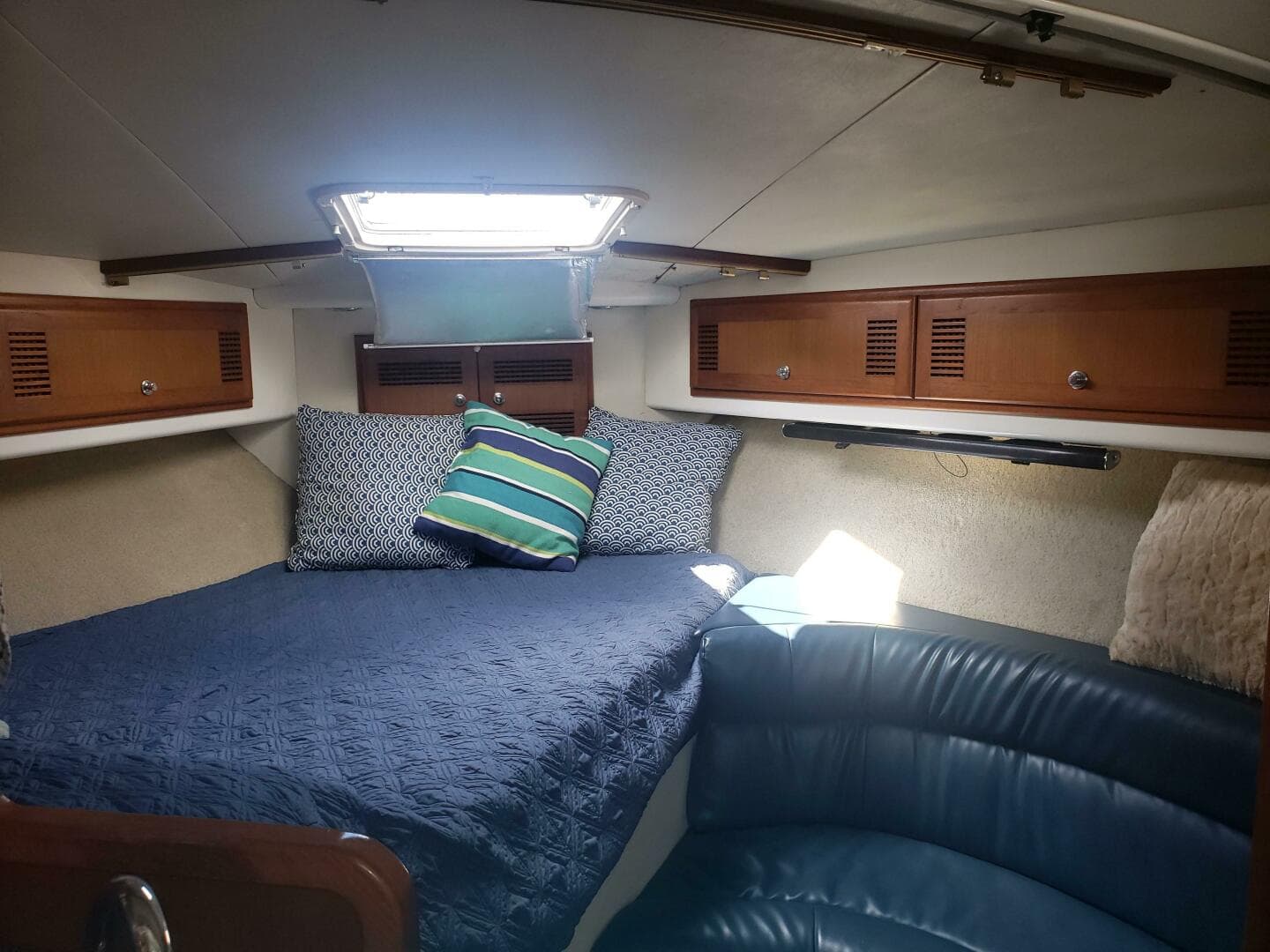 1999 Cabo Express Cruiser