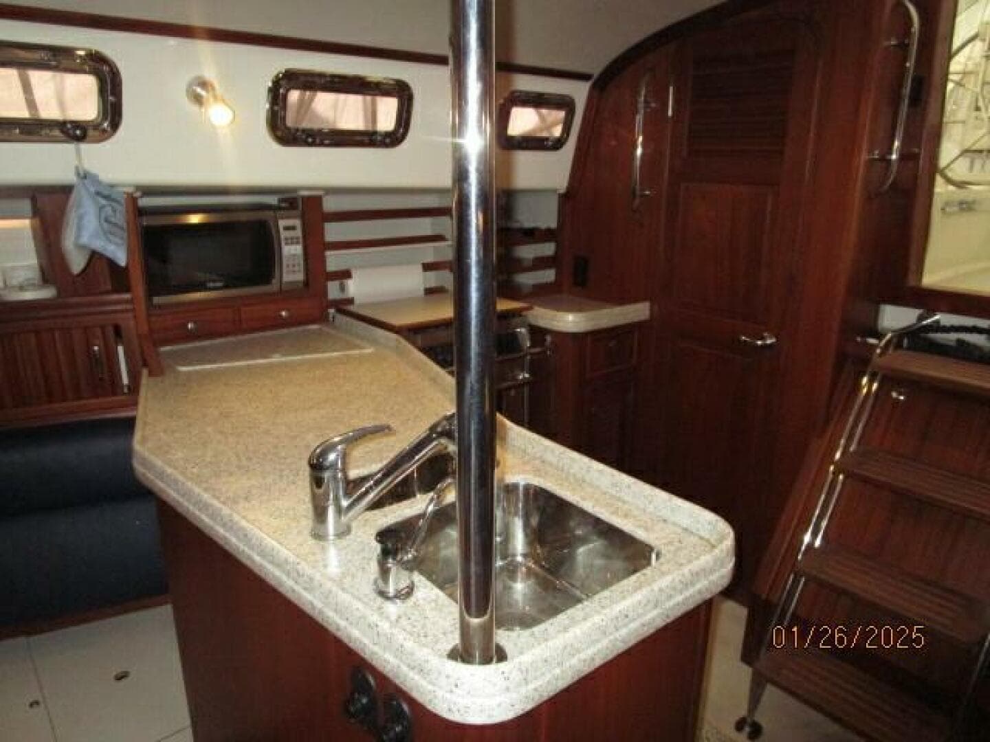40' Blue Jacket galley1