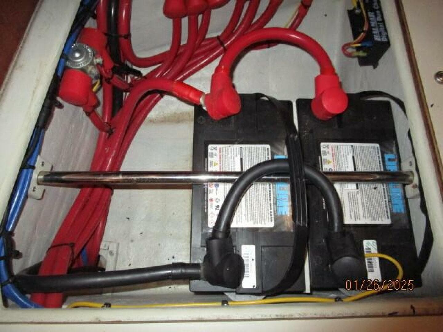 40' Blue Jacket battery bank2