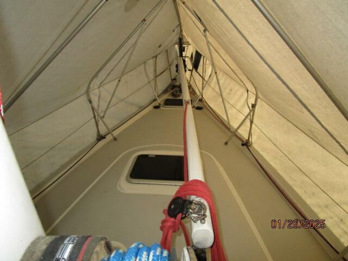 40' Blue Jacket foredeck2