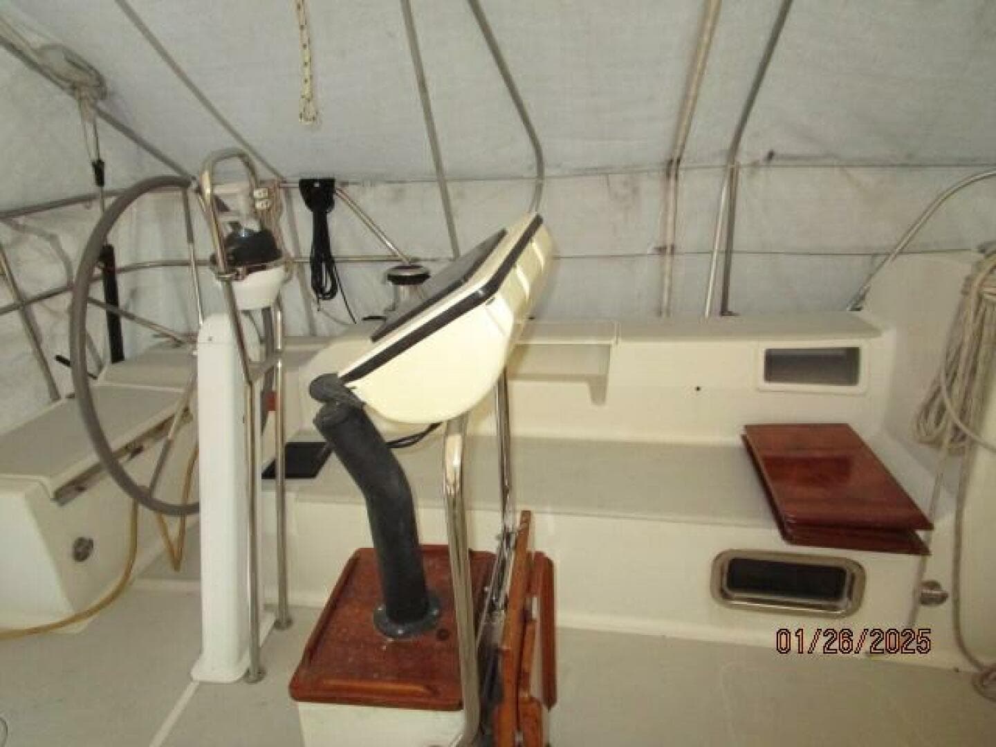40' Blue Jacket cockpit port