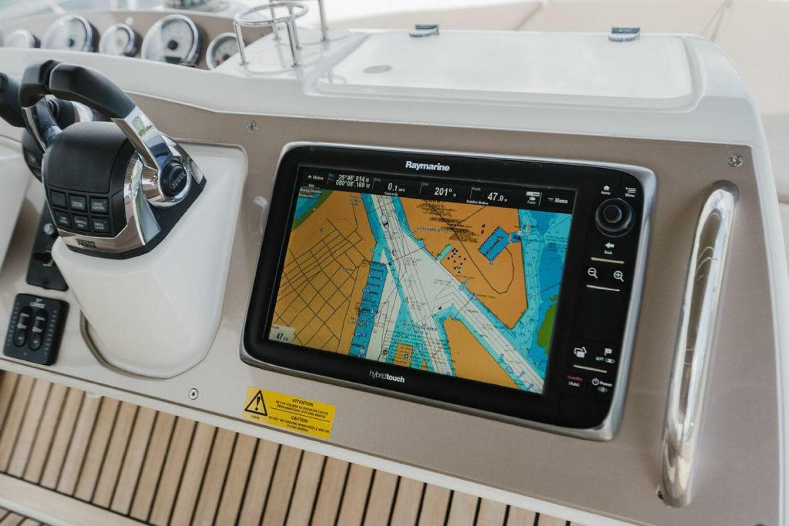 2014 Prestige 620 Fly