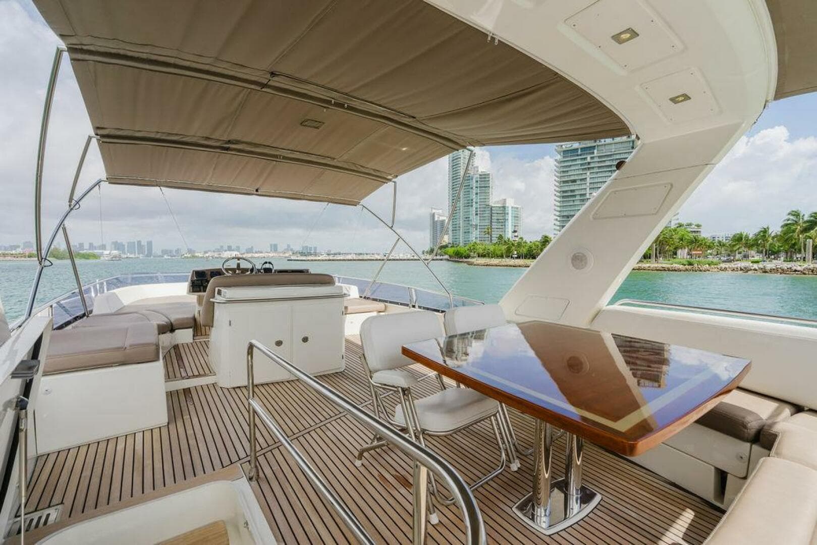 2014 Prestige 620 Fly