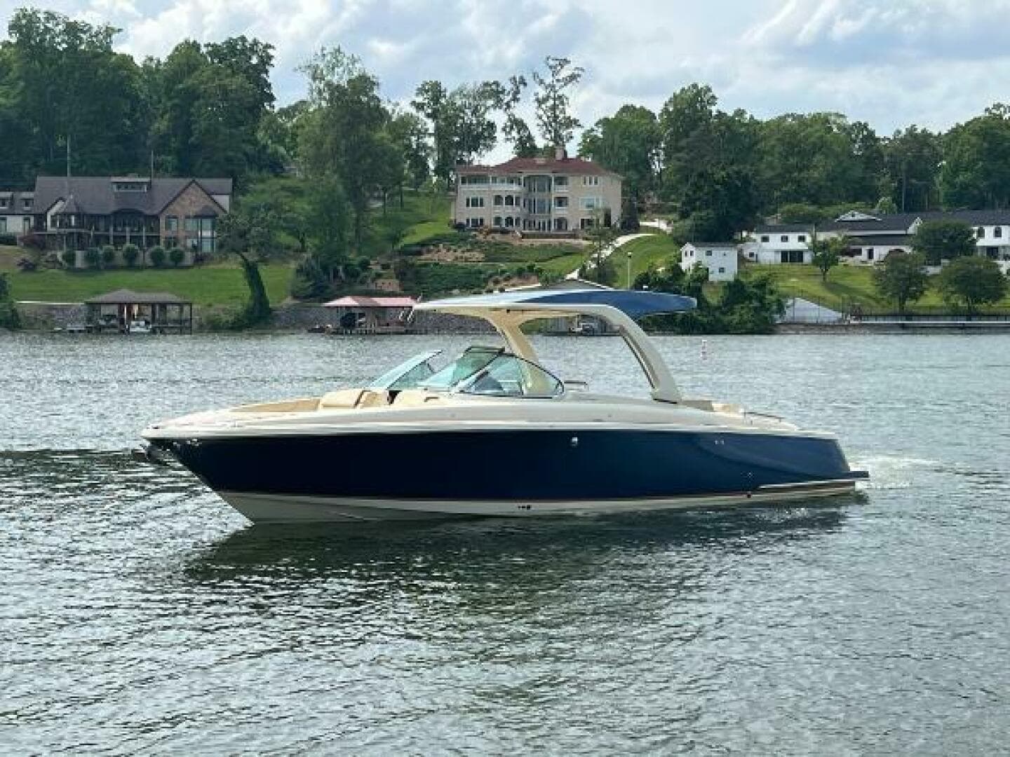2020 Chris-Craft Launch 31 GT