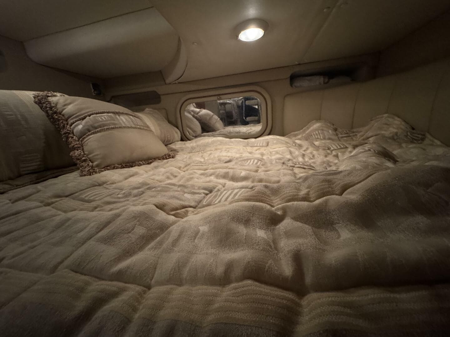 2002 Rinker 342 Fiesta Vee