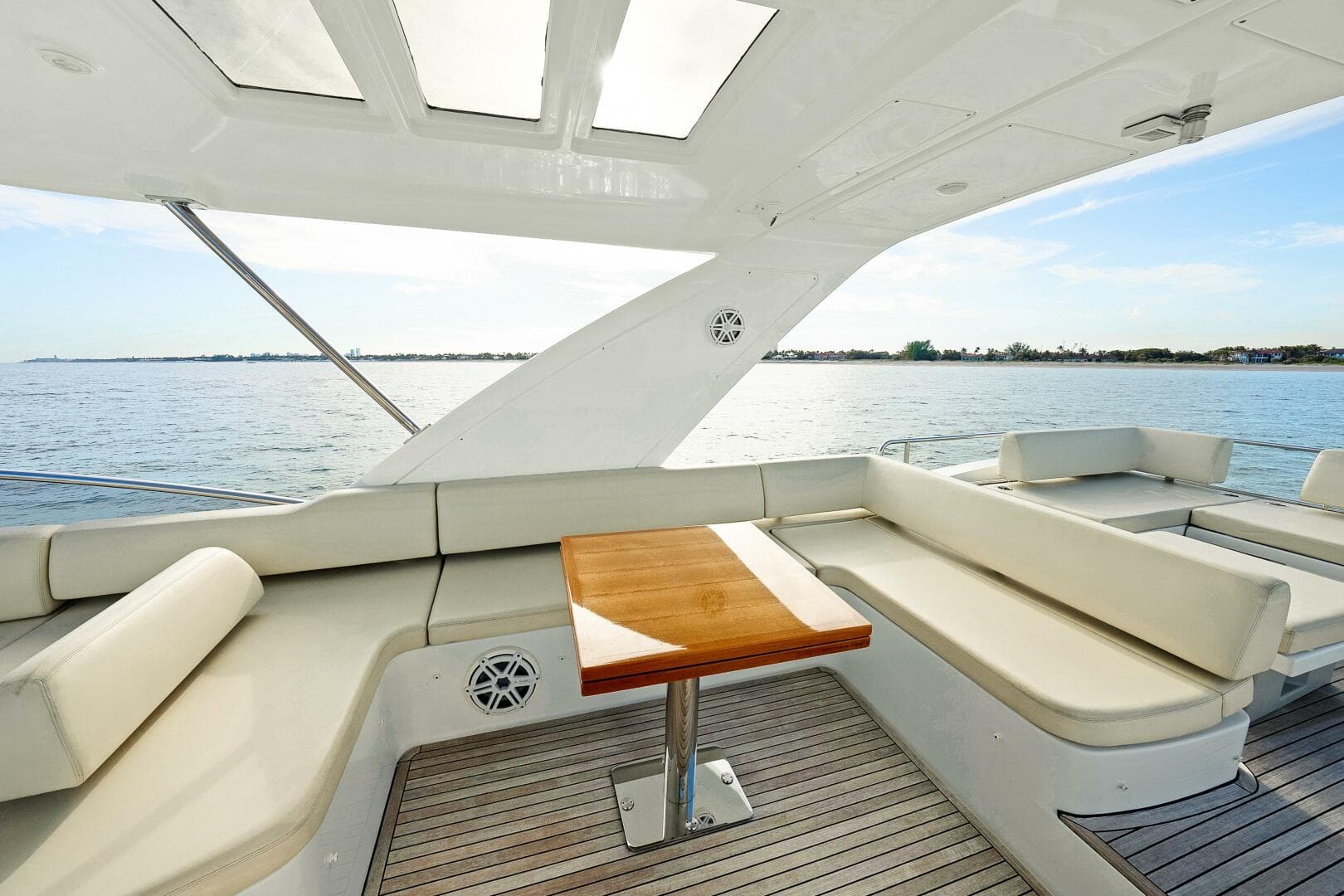 2017 Azimut 60 Flybridge