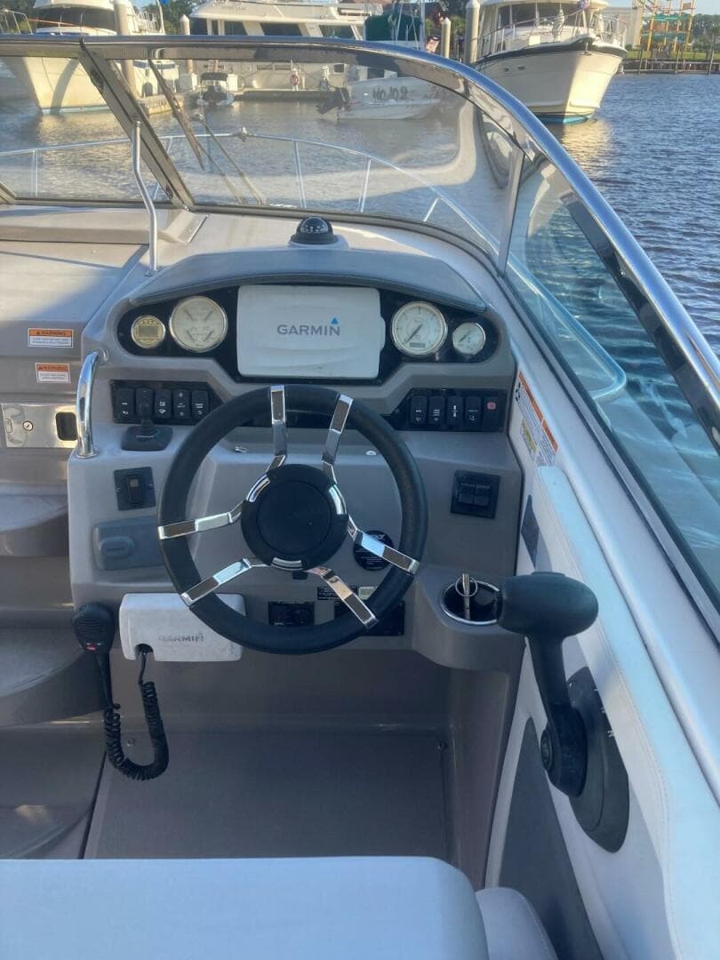 2015 Regal 28 Express