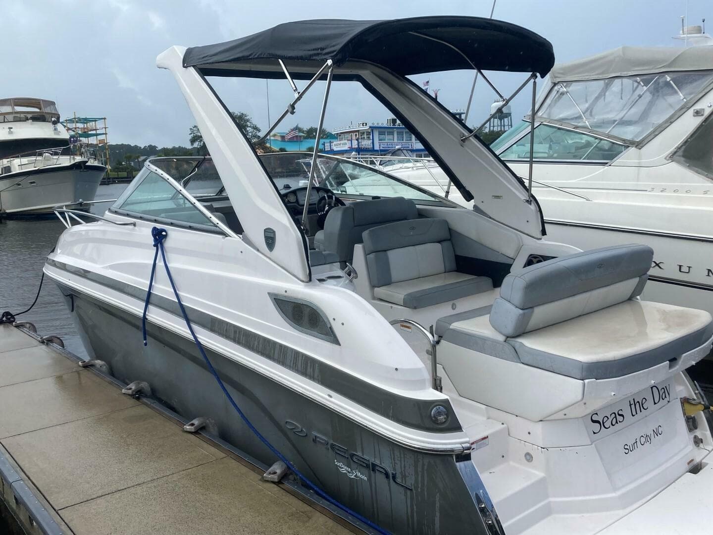 2015 Regal 28 Express