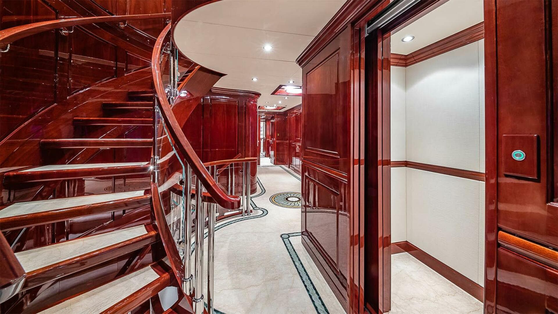 CARTE BLANCHE 161'/49.07 Christensen 2009/2023