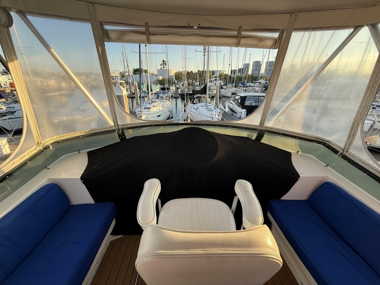 1994 Hatteras Double Cabin