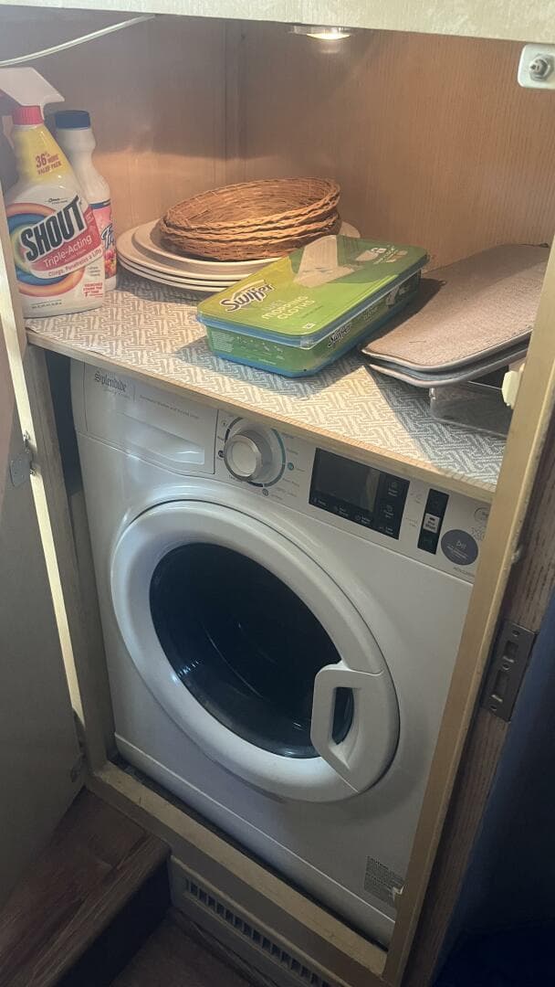 1994 Hatteras Double Cabin