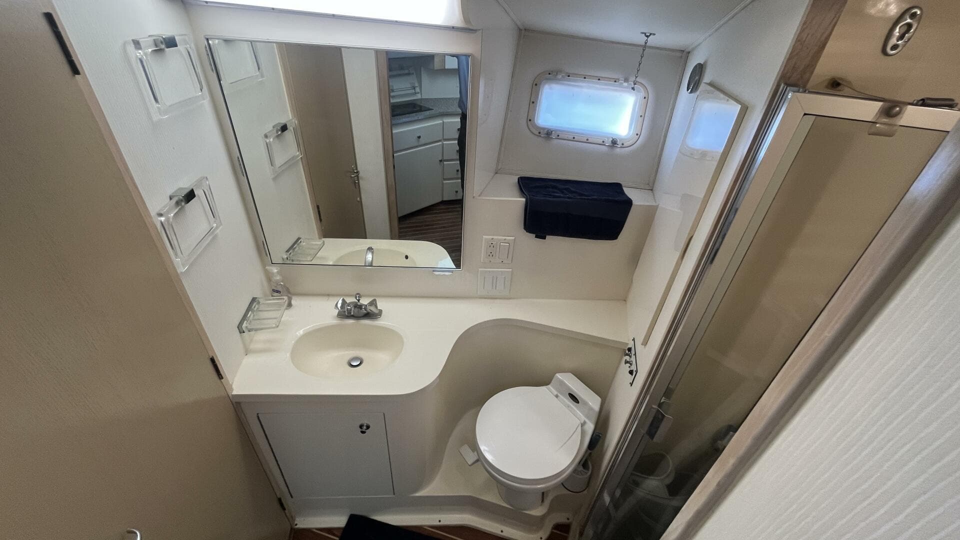 1994 Hatteras Double Cabin