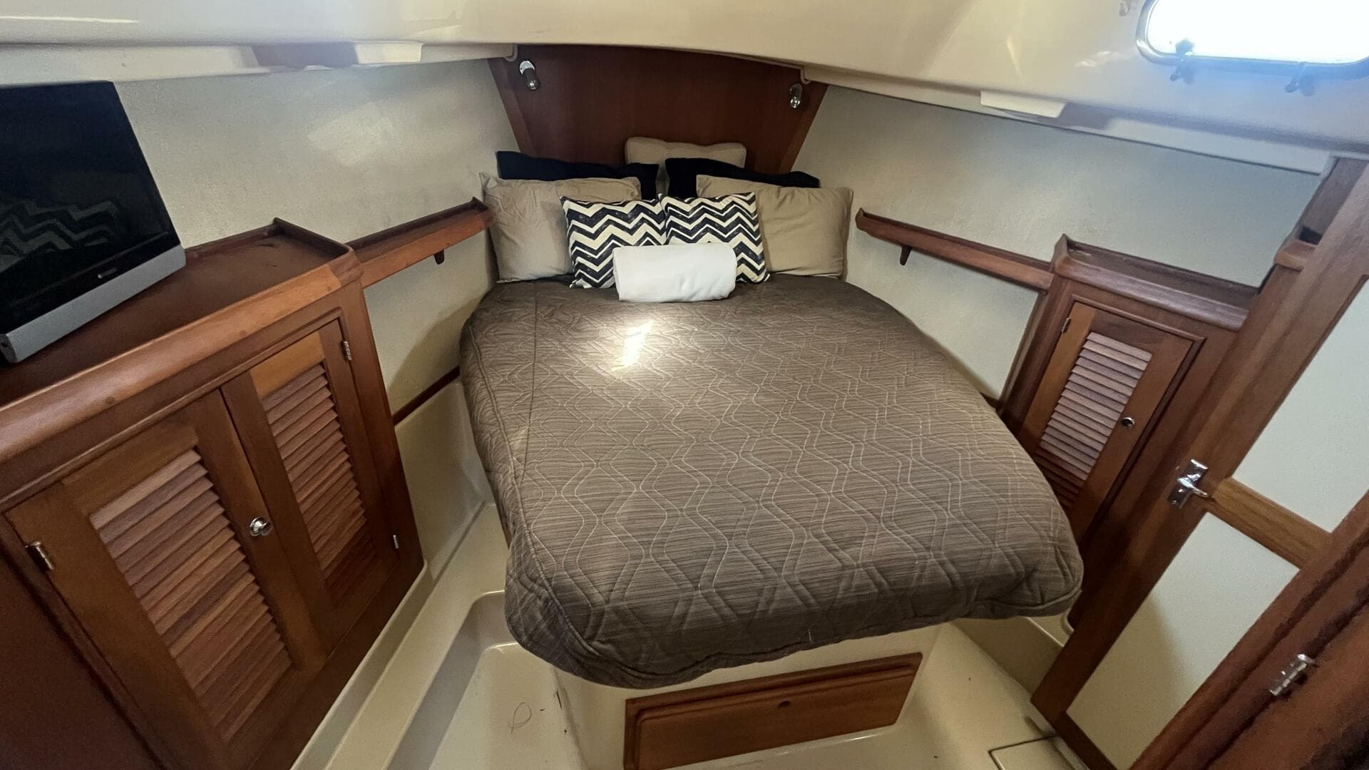 2008 Island Packet SP Cruiser / Motorsailer