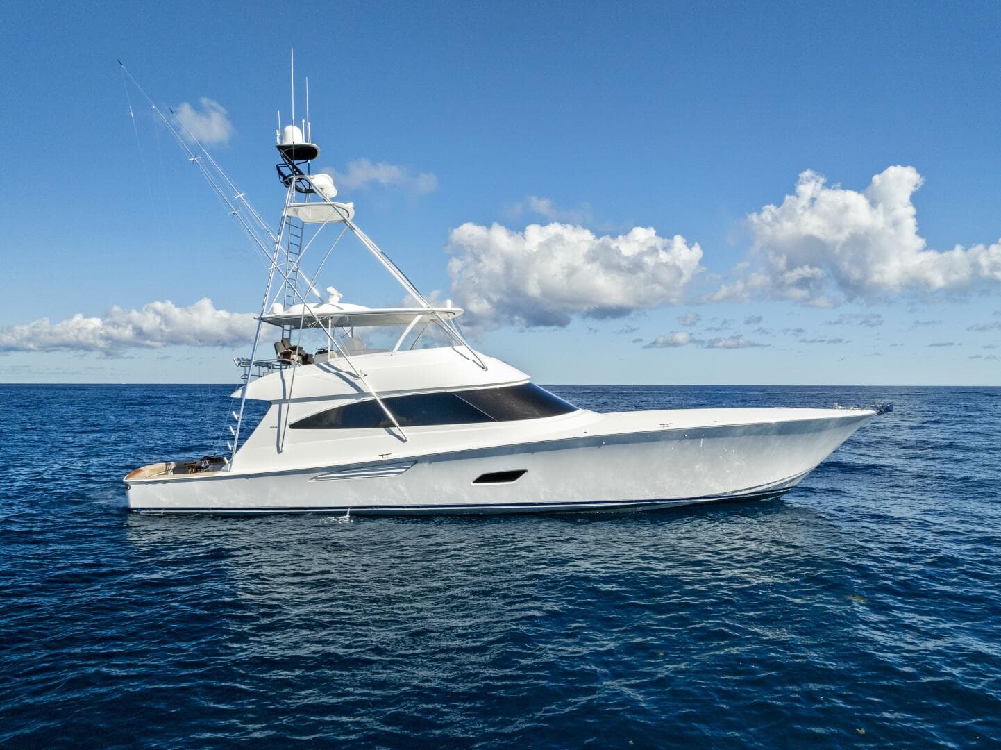 2019 Viking 80 Convertible
