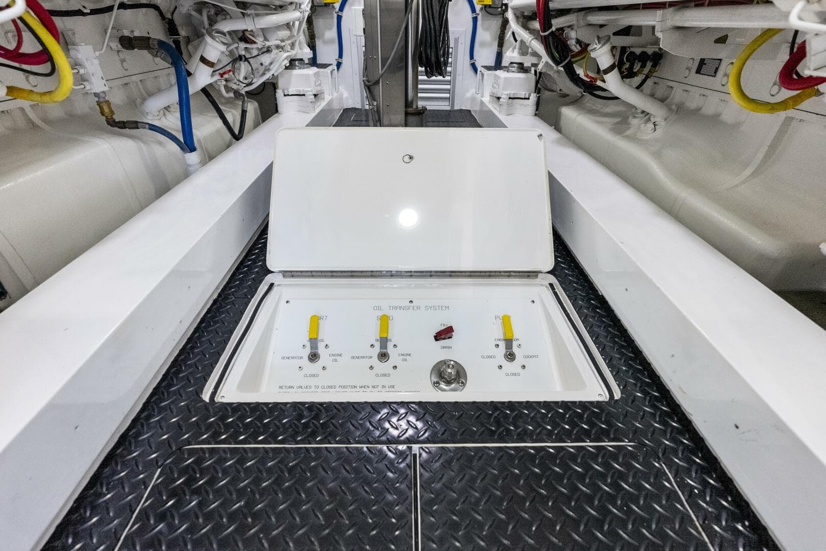 2019 Viking 80 Convertible