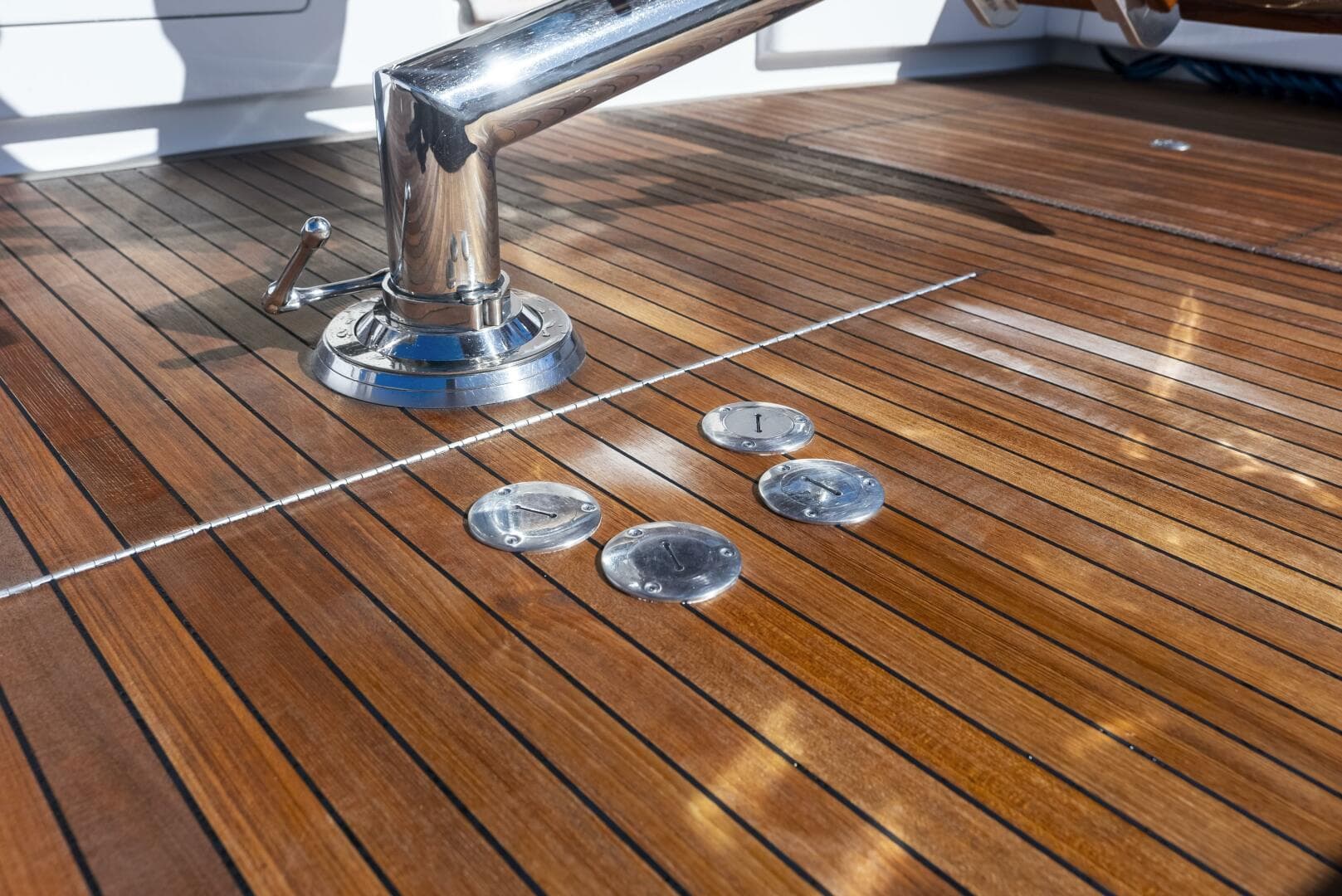 2019 Viking 80 Convertible