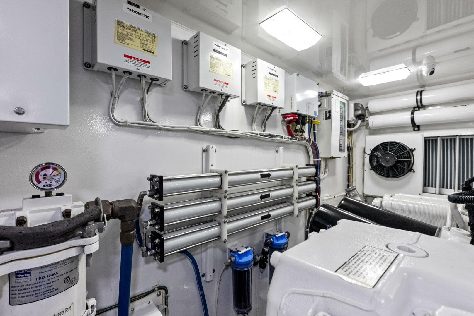 2019 Viking 80 Convertible