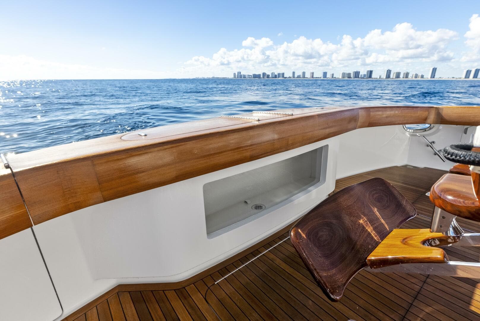 2019 Viking 80 Convertible