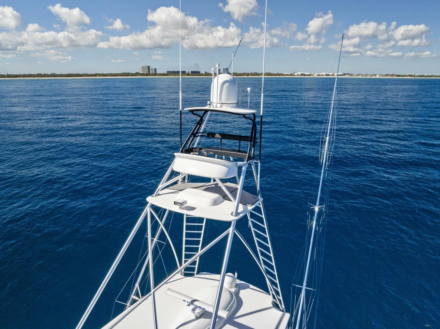 2019 Viking 80 Convertible