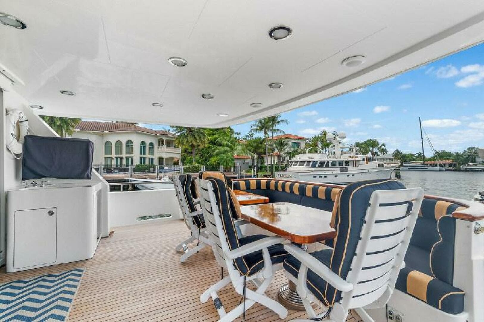 2006 Paragon Cockpit