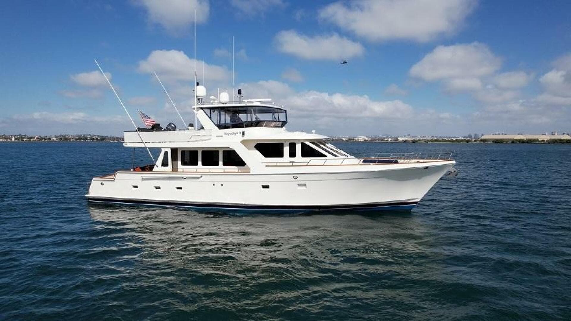 2005 Offshore Yachts 