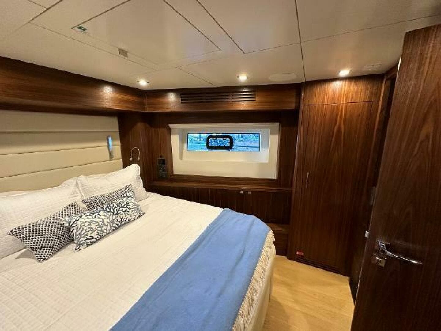 2021 Sirena 58