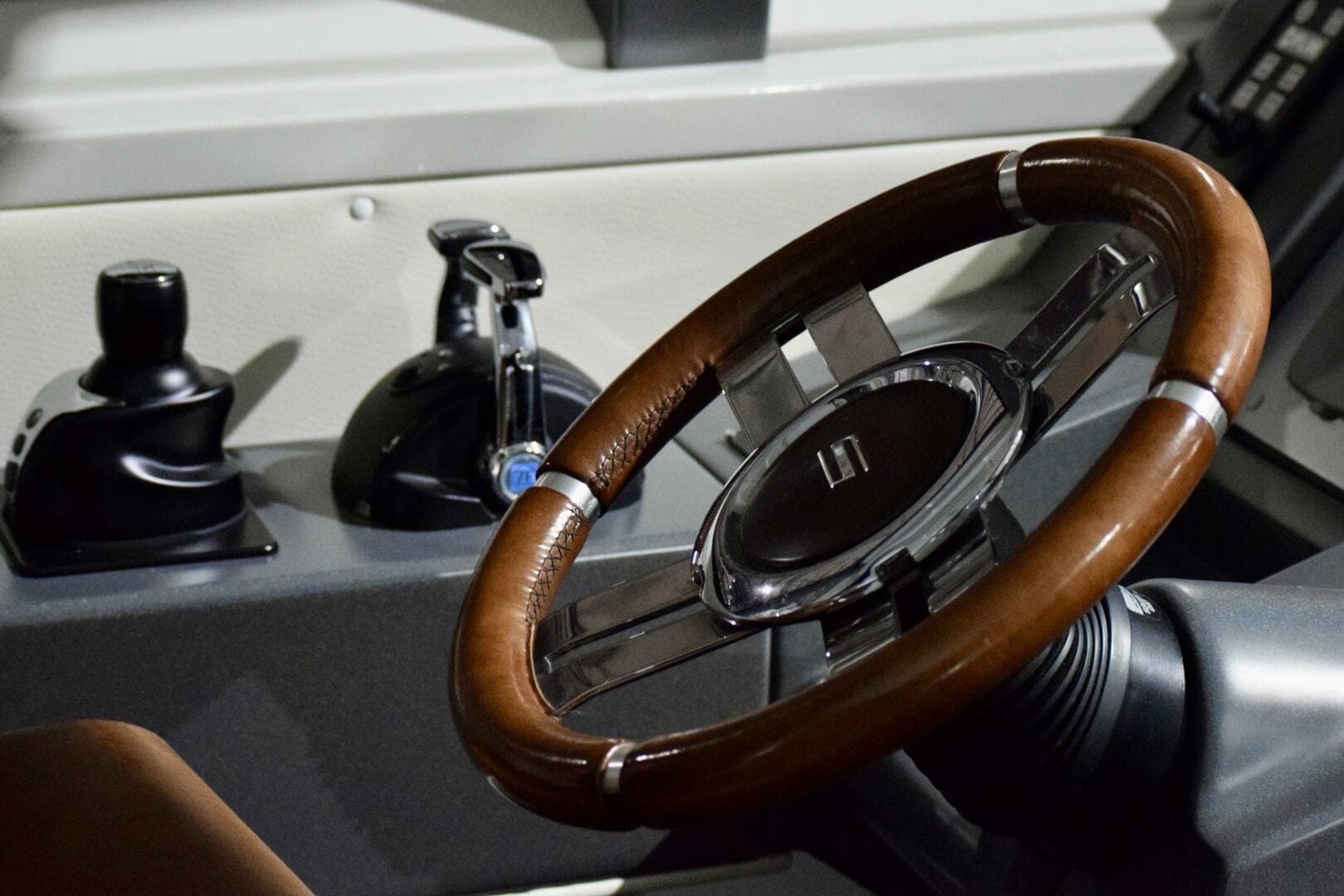 2010 Azimut 62S
