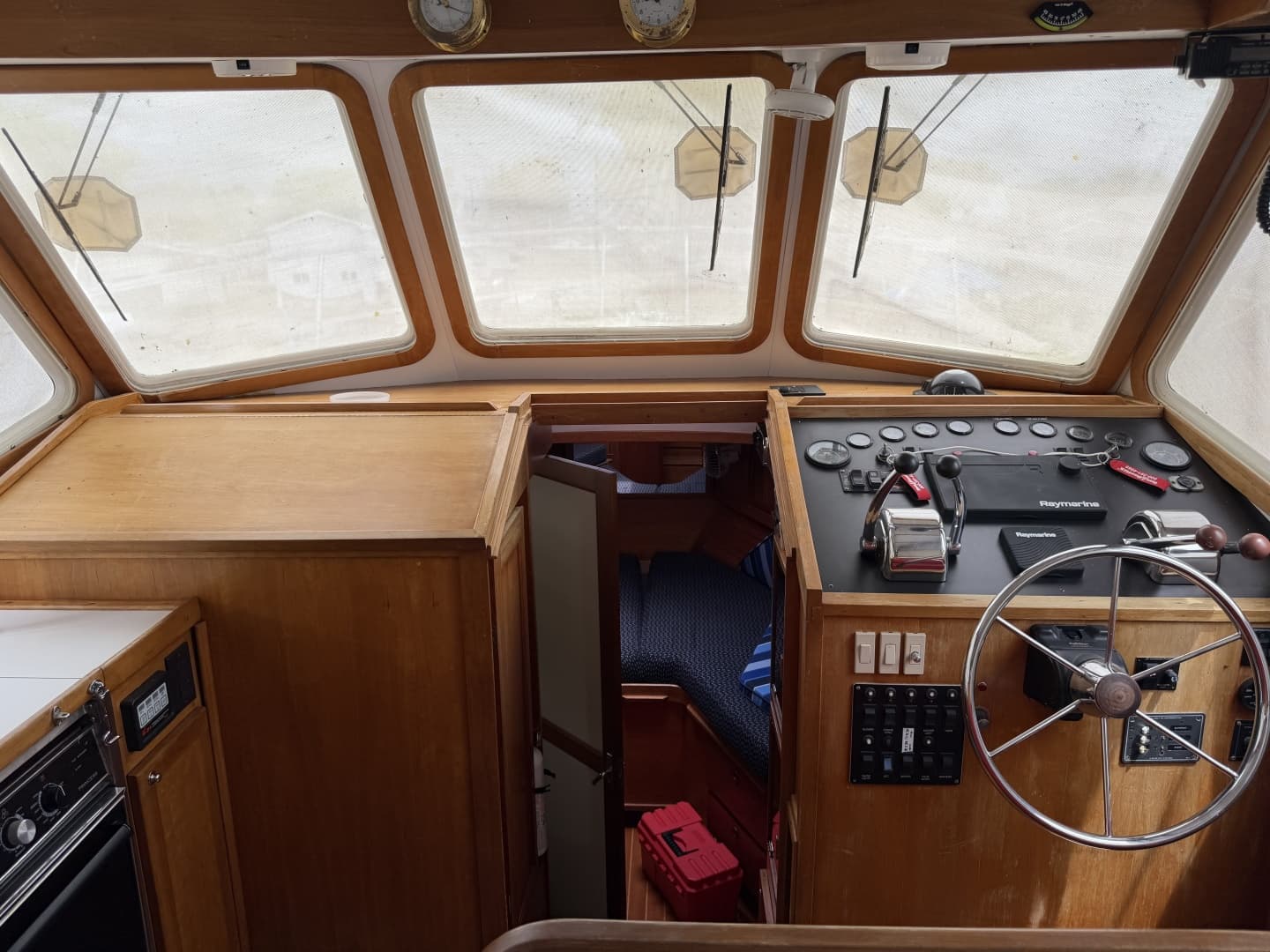 1998 Sabre 36 Fast Trawler