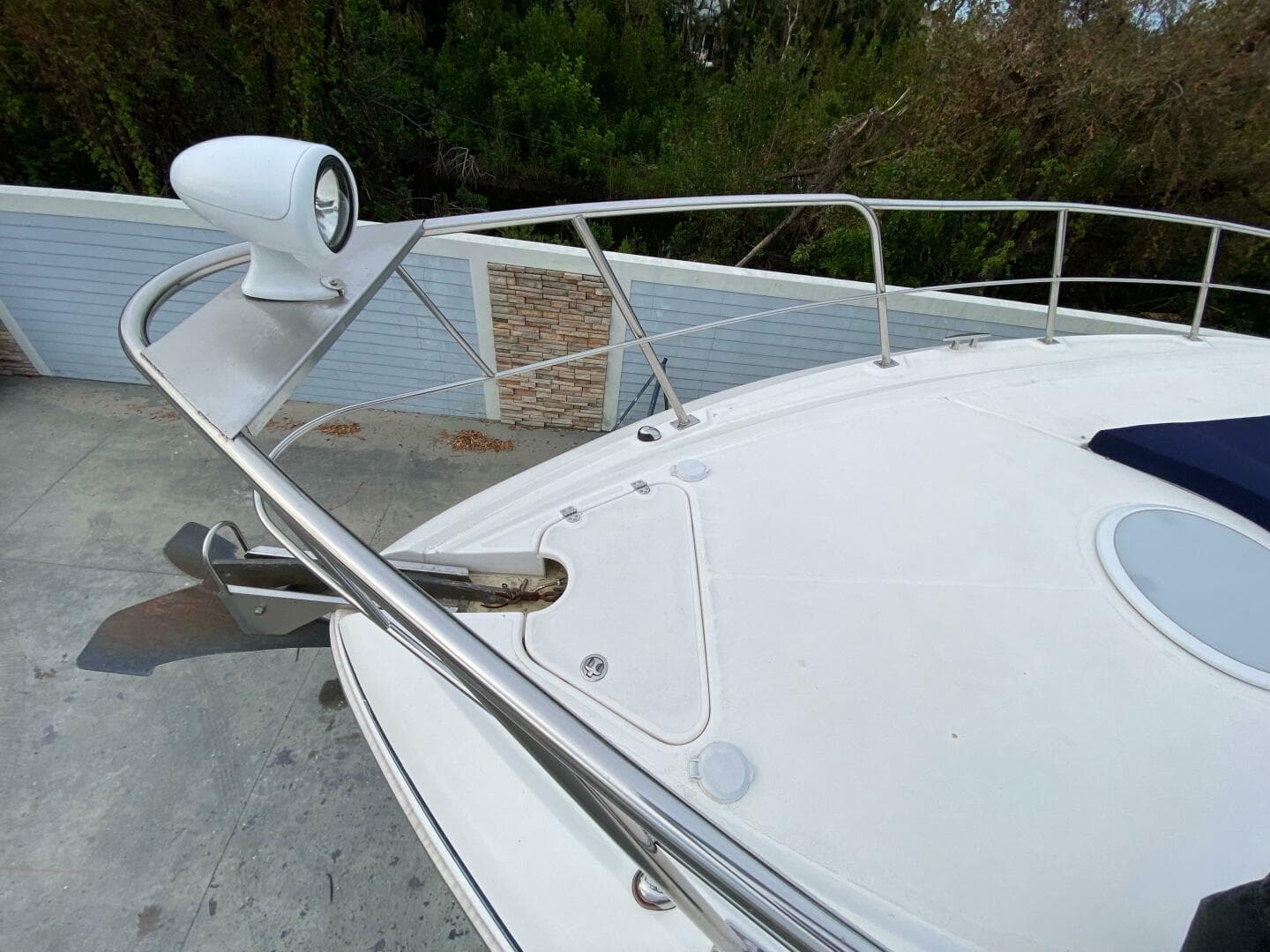 2006 Cruisers Yachts 52 Express