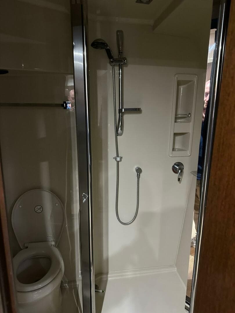 2012 Cruisers Yachts 48 Cantius