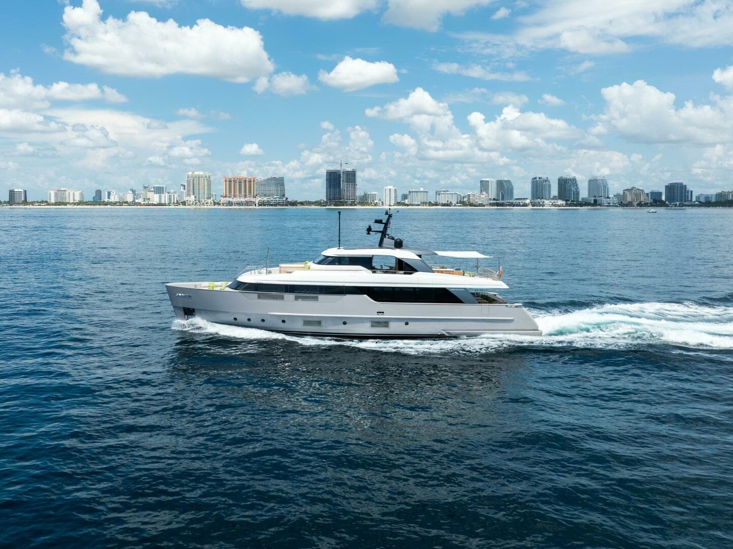 2023 Sanlorenzo SD96