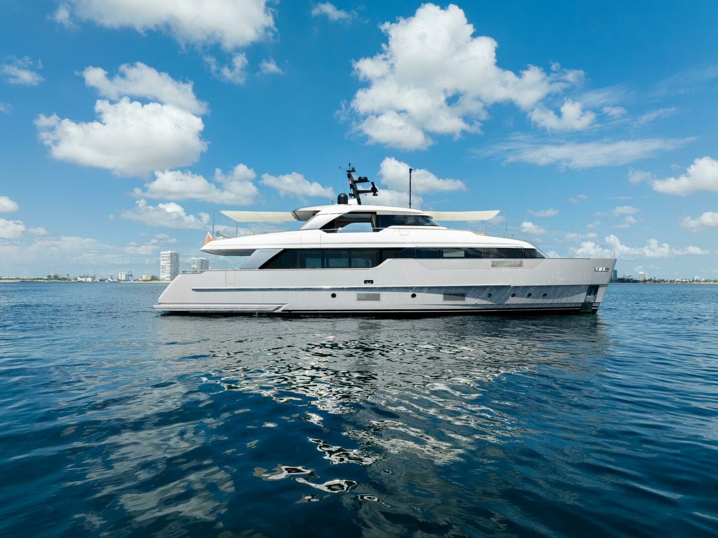 2023 Sanlorenzo SD96