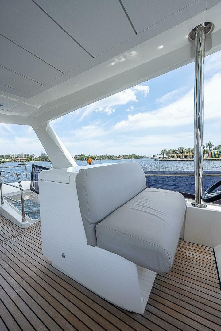 2021 Prestige 590