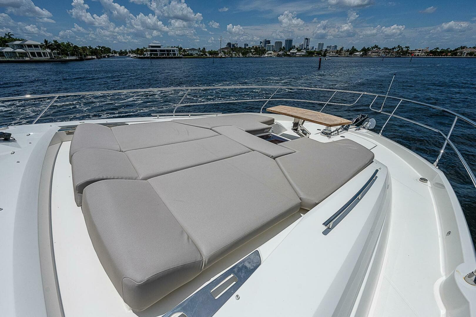 2021 Prestige 590