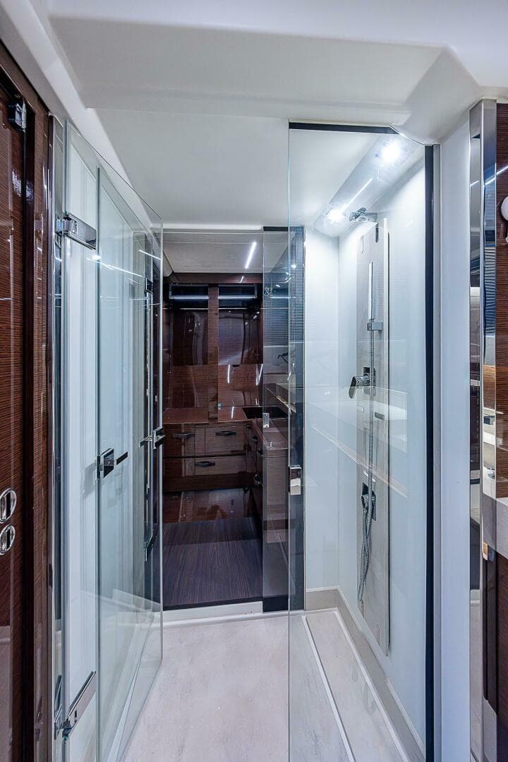 2021 Prestige 590