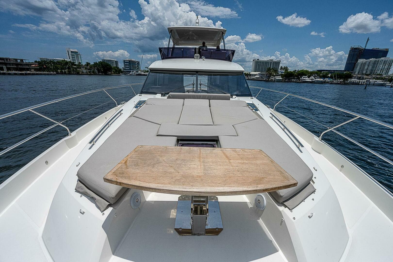 2021 Prestige 590