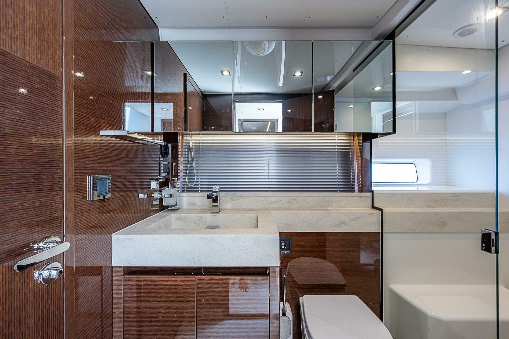 2021 Prestige 590
