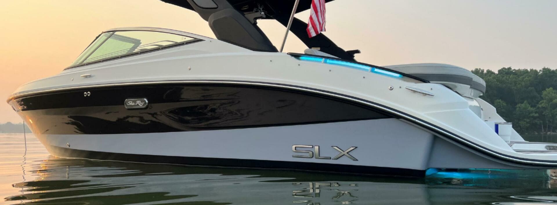 2023 Sea Ray SLX 260 Surf