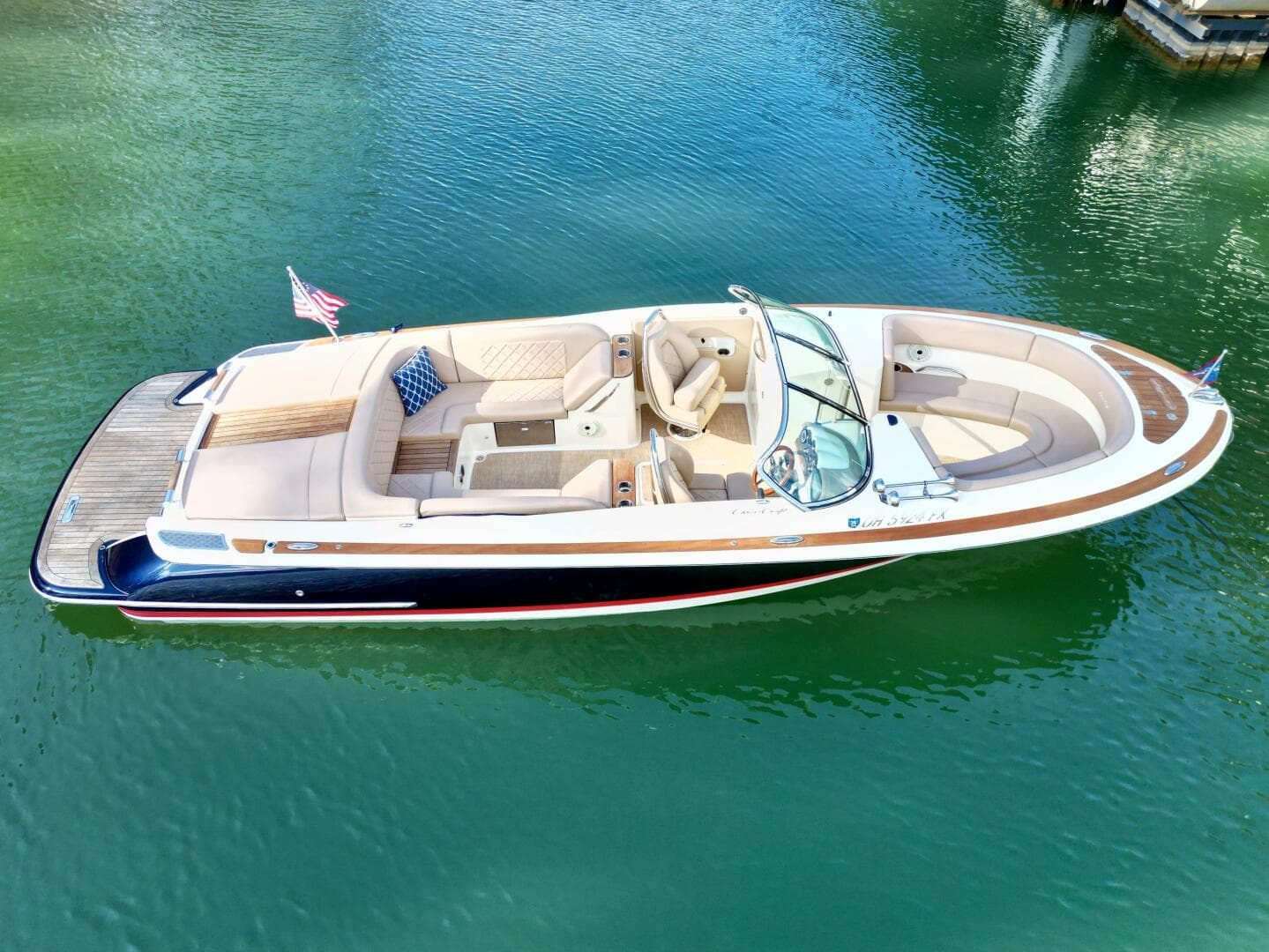 2018 Chris-Craft Launch 27 Heritage Trim Edition - Surf