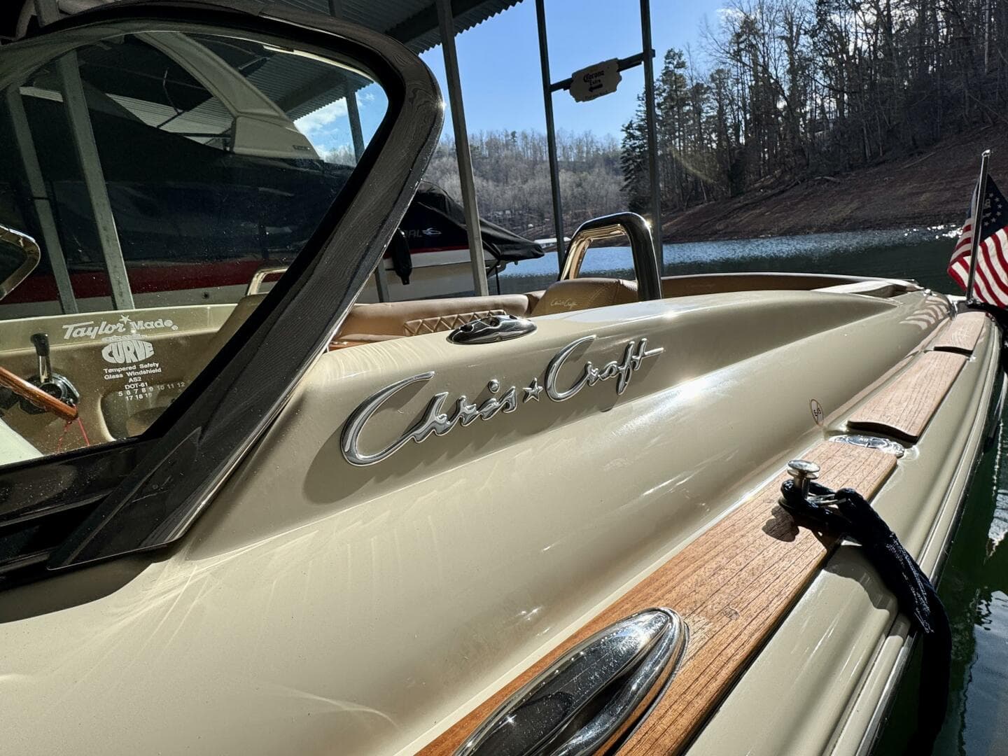 2018 Chris-Craft Launch 27 Heritage Trim Edition - Surf