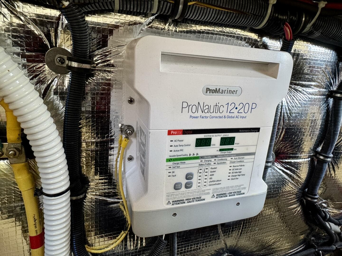 2018 Chris-Craft Launch 27 Heritage Trim Edition - Surf