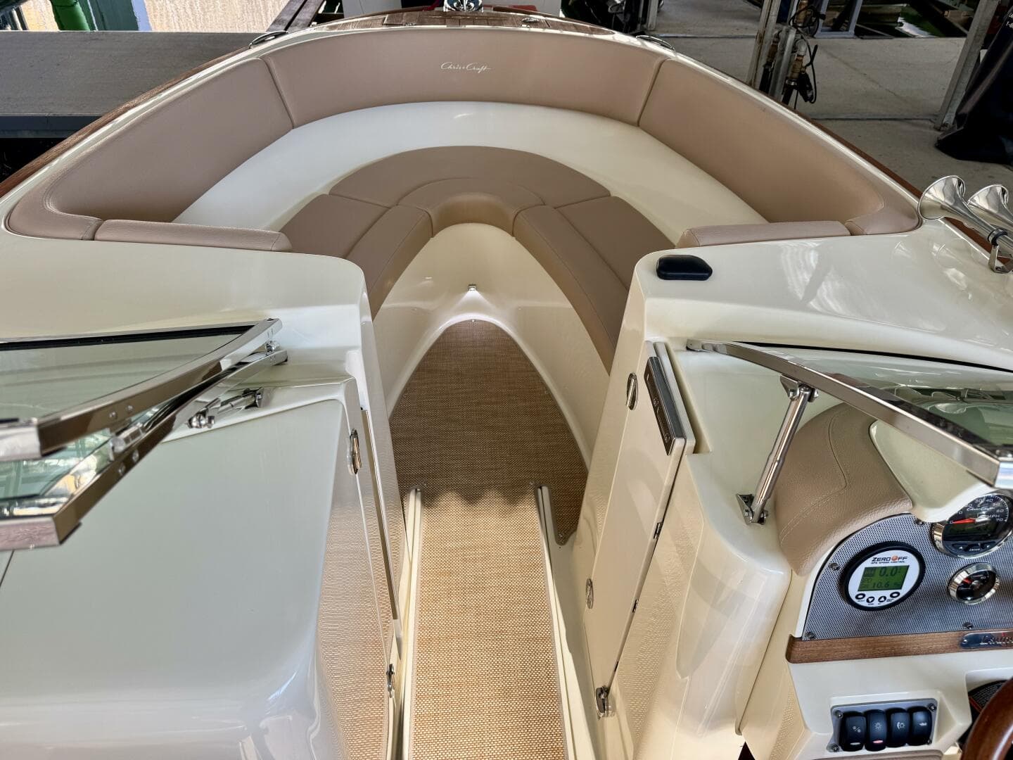 2018 Chris-Craft Launch 27 Heritage Trim Edition - Surf