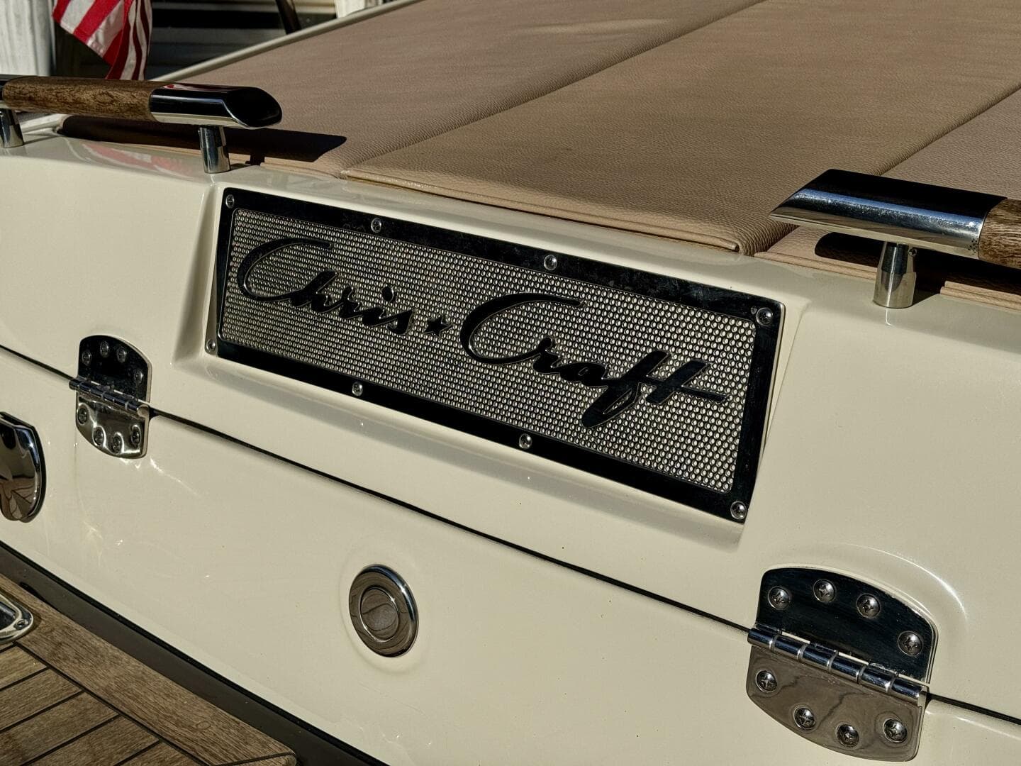 2018 Chris-Craft Launch 27 Heritage Trim Edition - Surf