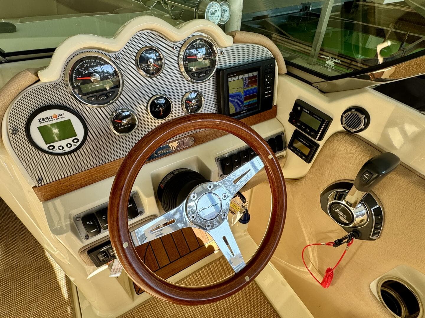 2018 Chris-Craft Launch 27 Heritage Trim Edition - Surf