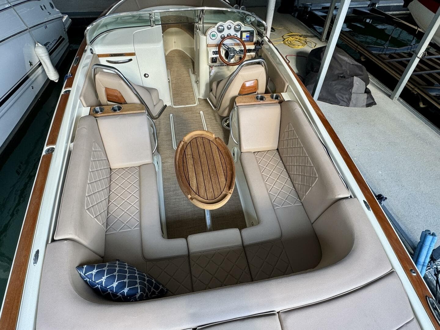 2018 Chris-Craft Launch 27 Heritage Trim Edition - Surf