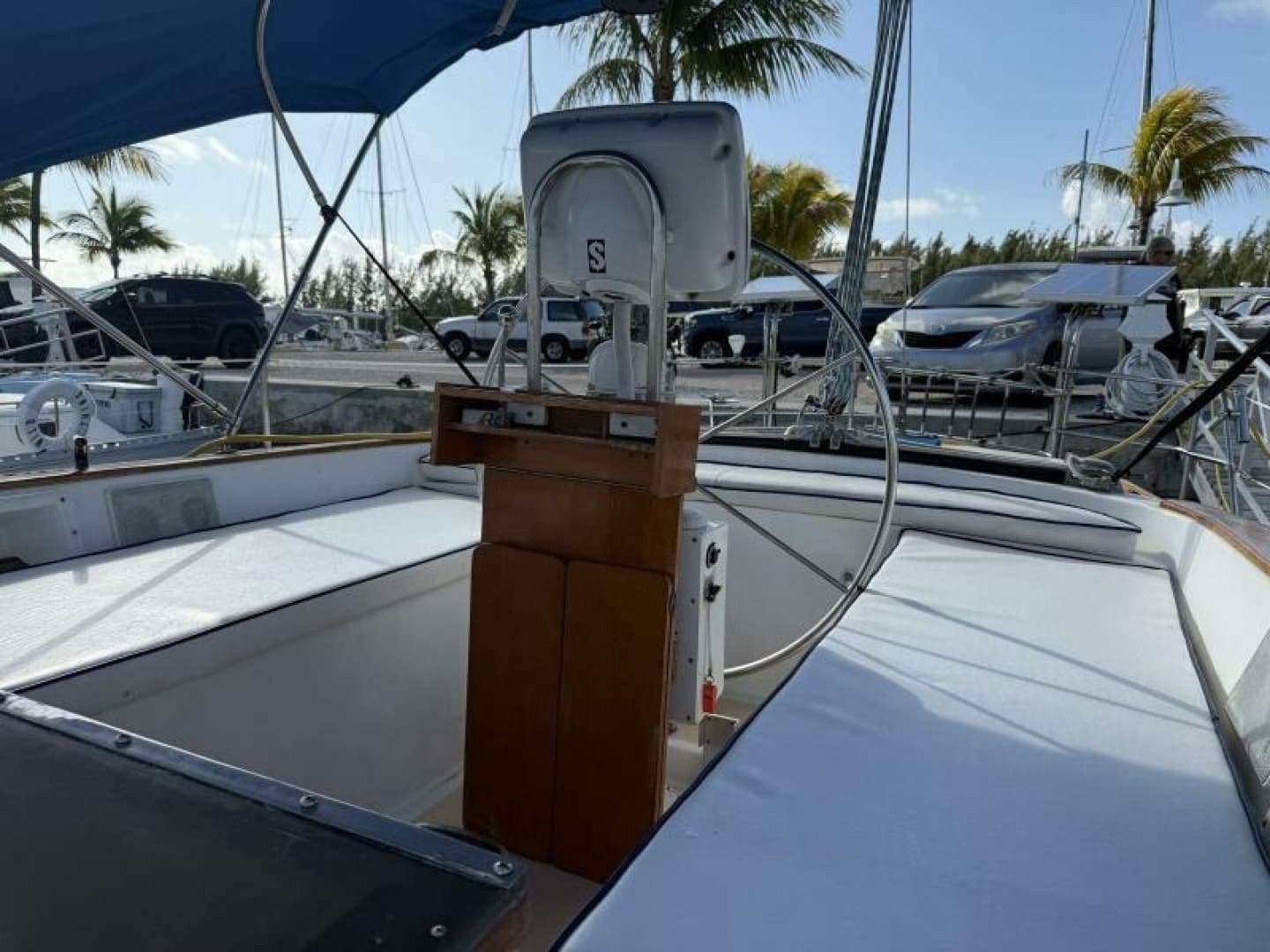 1985 Endeavour 42