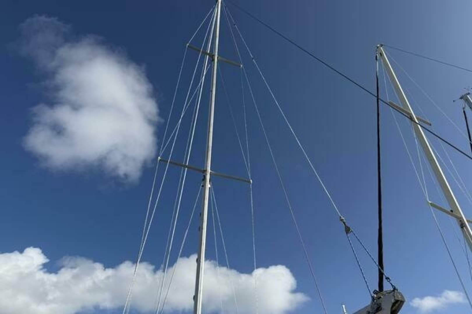1985 Endeavour 42